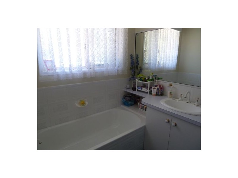 19 Rosewood Avenue, Wondunna QLD 4655
