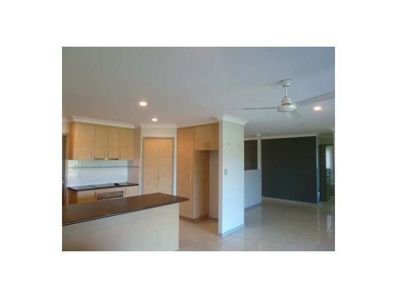 153 Ibis Blvd, Eli Waters QLD 4655