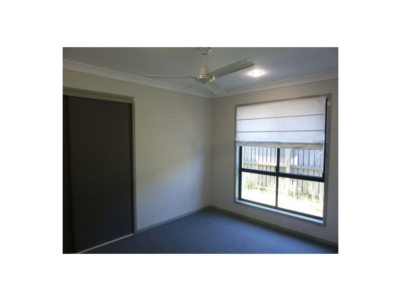 153 Ibis Blvd, Eli Waters QLD 4655