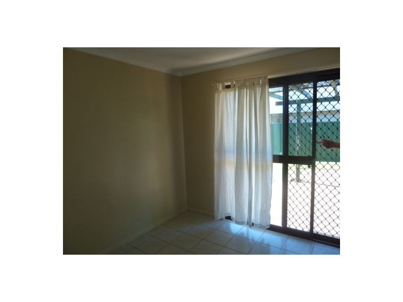 1/798 Boat Harbour Drive, Urangan QLD 4655