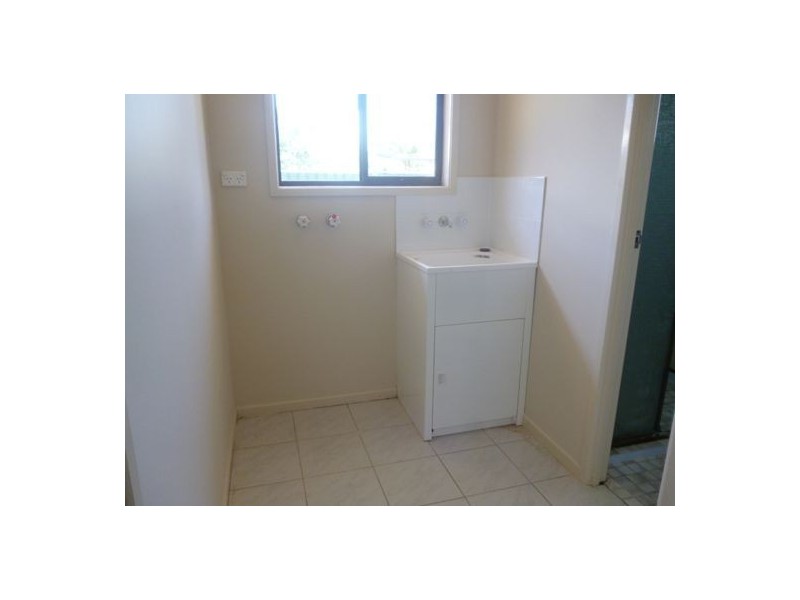 2/798 Boat Harbour Drive, Urangan QLD 4655