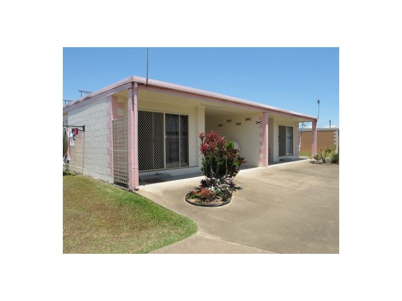 5 A & B 30 Hunter Street, Pialba QLD 4655