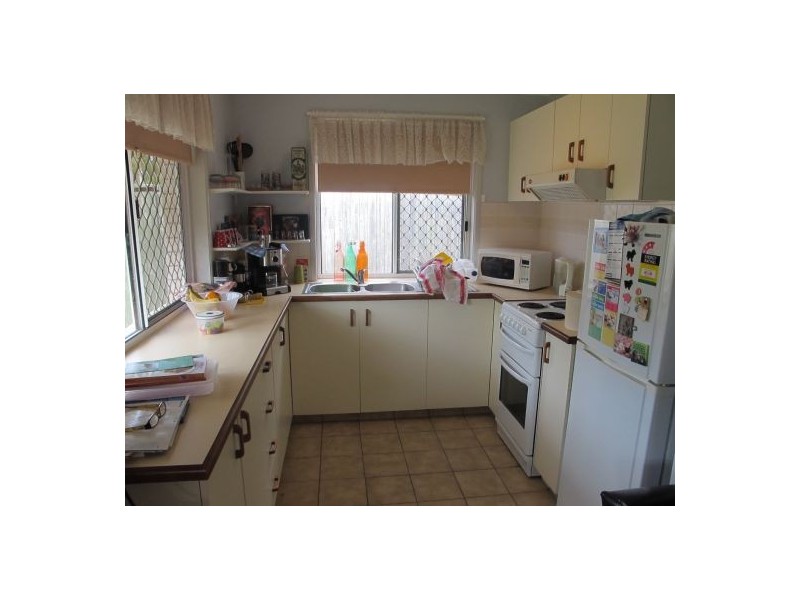 1/9 Wedge Street, Urraween QLD 4655