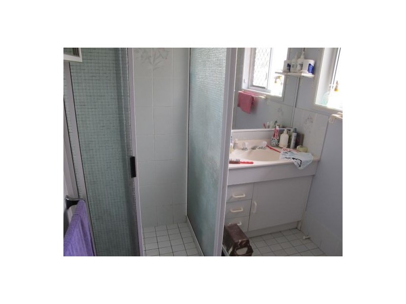 1/9 Wedge Street, Urraween QLD 4655