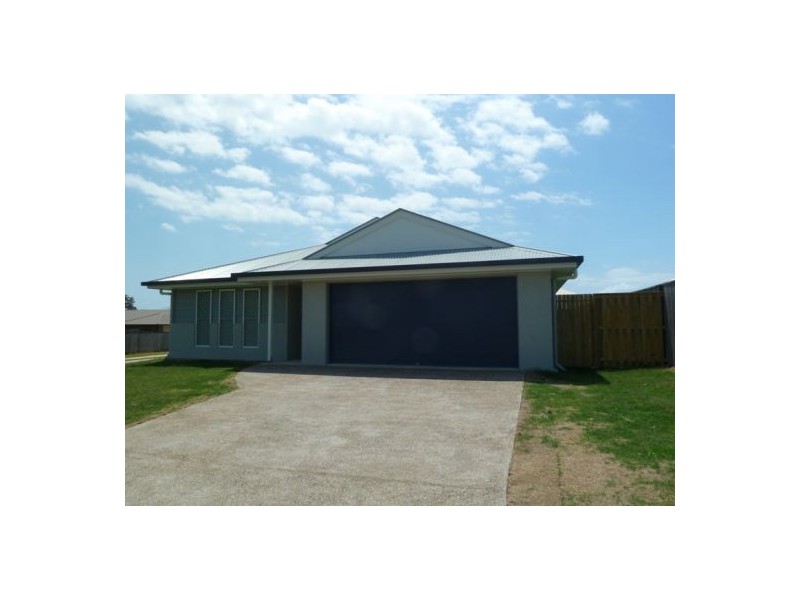 1 Parklink East, Wondunna QLD 4655