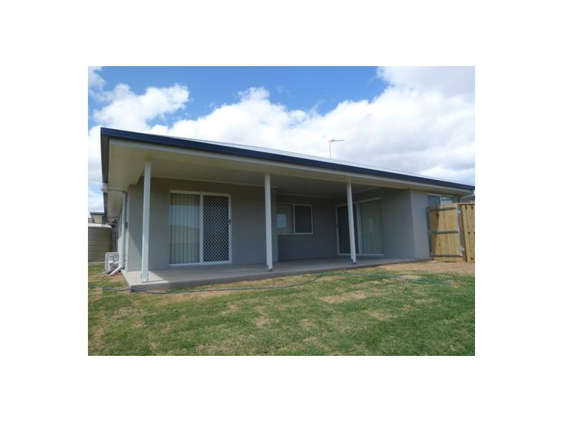 1 Parklink East, Wondunna QLD 4655