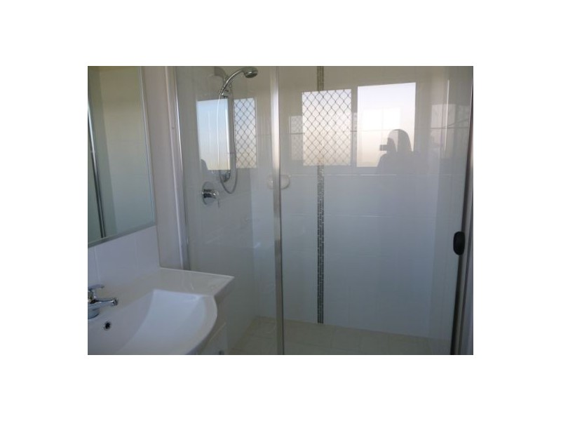 1 Parklink East, Wondunna QLD 4655