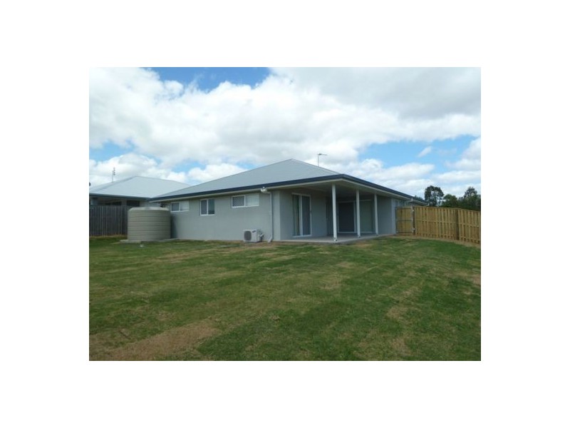 1 Parklink East, Wondunna QLD 4655