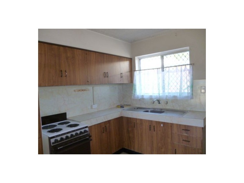 3/64 Taylor Street, Pialba QLD 4655