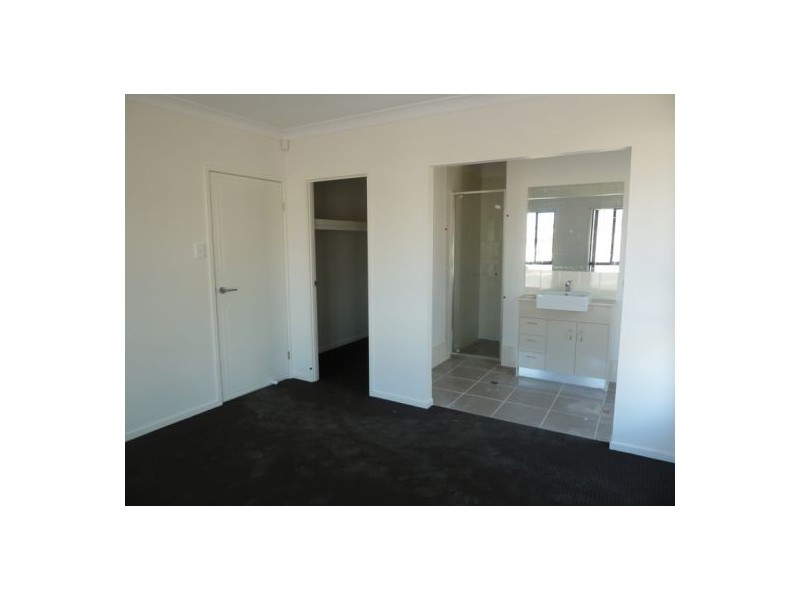 18 Morgan Circuit, Urraween QLD 4655