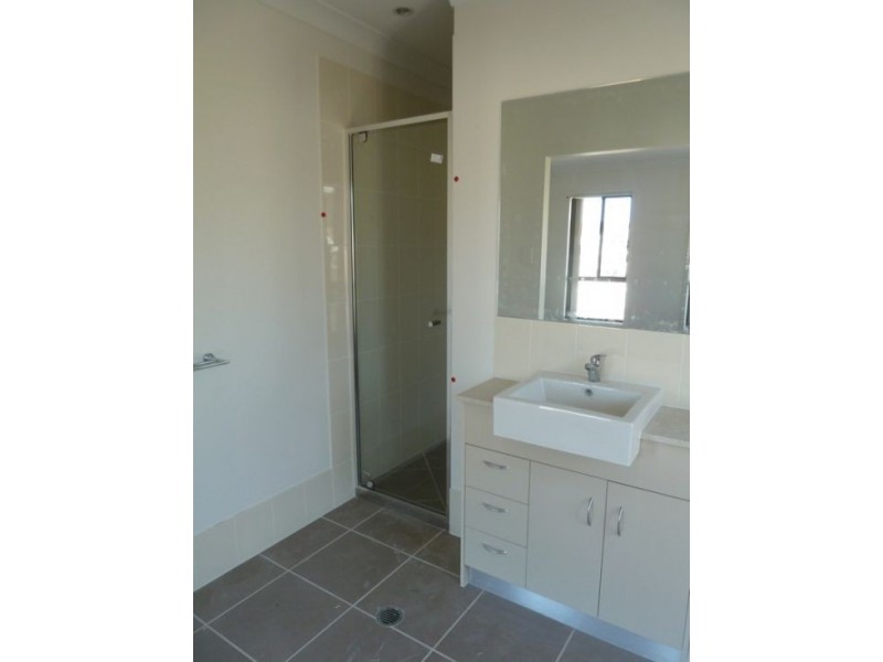 18 Morgan Circuit, Urraween QLD 4655