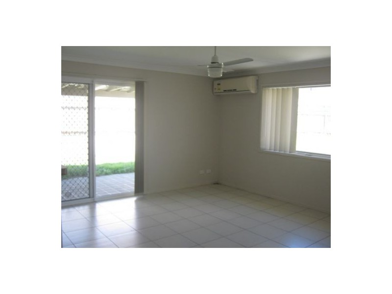 11 Peat Court, Wondunna QLD 4655