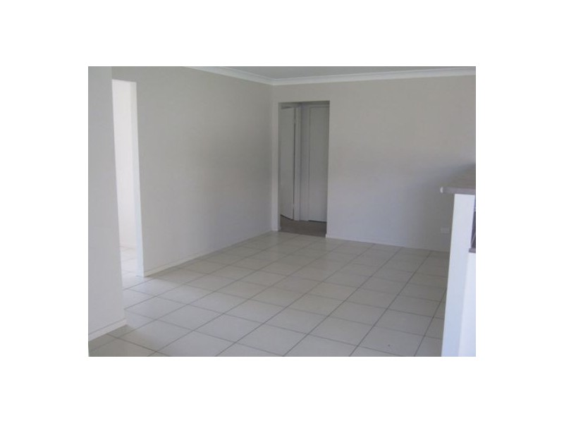 11 Peat Court, Wondunna QLD 4655