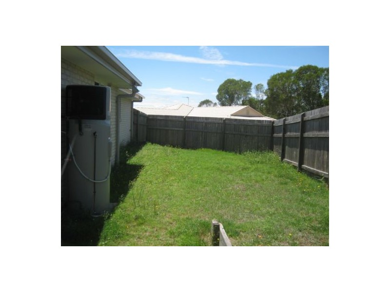 11 Peat Court, Wondunna QLD 4655