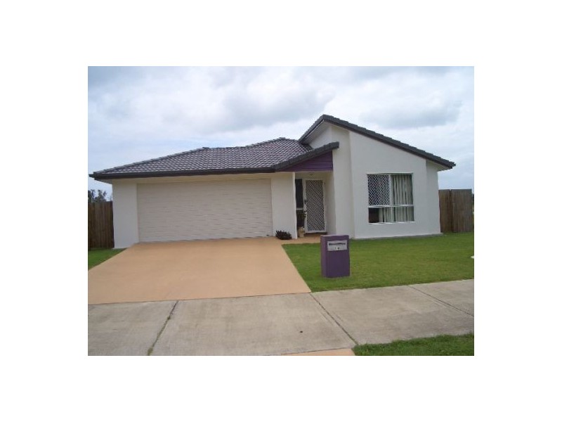 14 Clearwater Crecsent, Toogoom QLD 4655