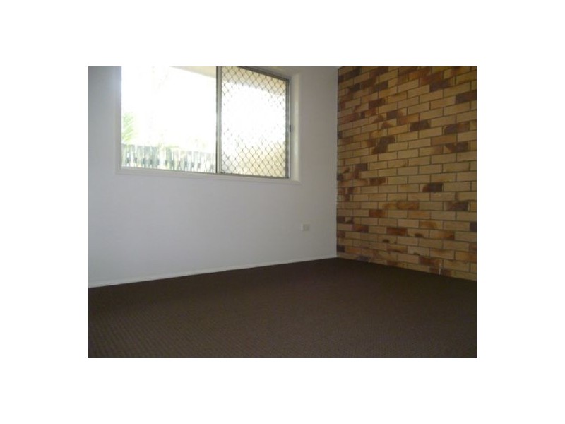 1/12 Bayrise Drive, Urangan QLD 4655