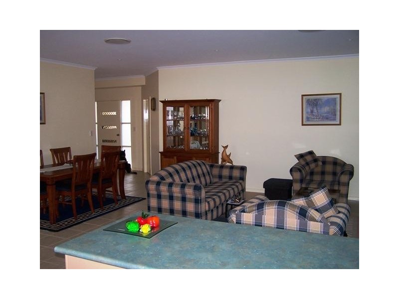 10/34 Elizabeth Street – Seachange Resort, Urangan QLD 4655