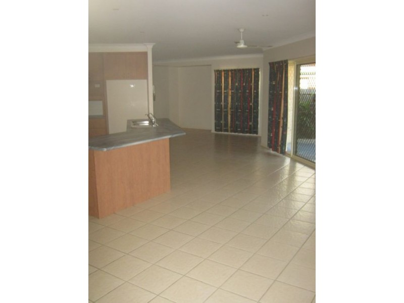 90 Bauhina Drive, Kawungan QLD 4655