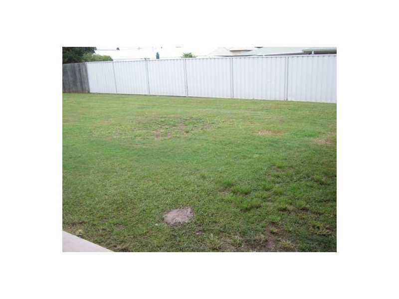 22 Merlin Drive, Urangan QLD 4655