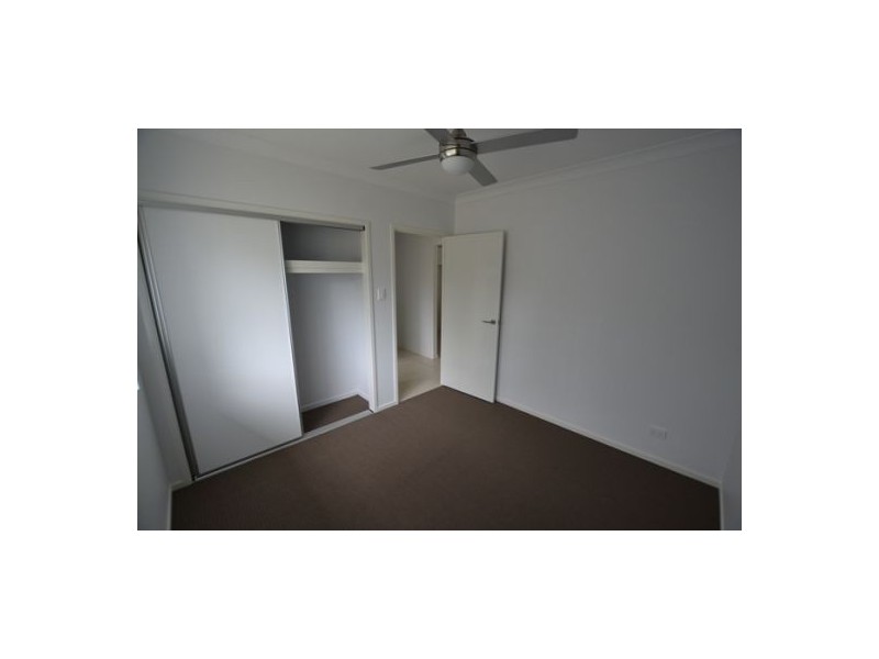 16 Morgan Circuit, Urraween QLD 4655