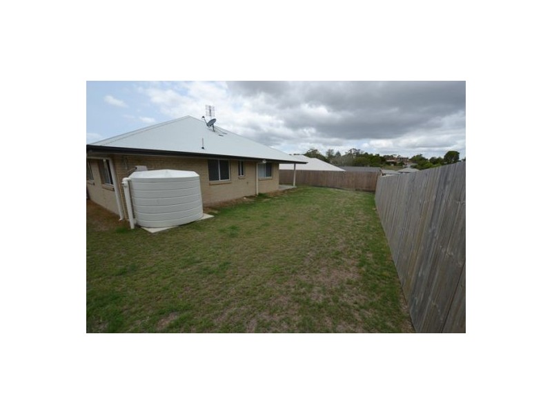 16 Morgan Circuit, Urraween QLD 4655