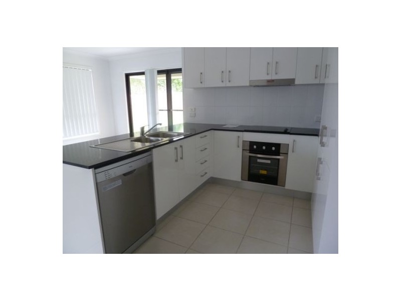 24 Morgan Circuit, Urraween QLD 4655