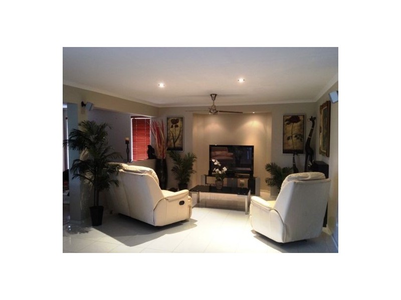 5 Golf Crescent, Craignish QLD 4655