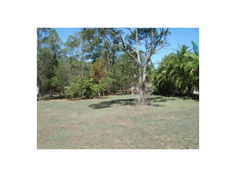 35 Beacon Road, Booral QLD 4655