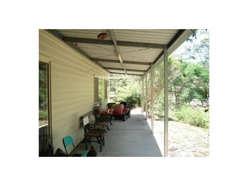 35 Beacon Road, Booral QLD 4655