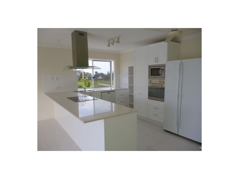 24 Sandcastles Circuit, Burrum Heads QLD 4659