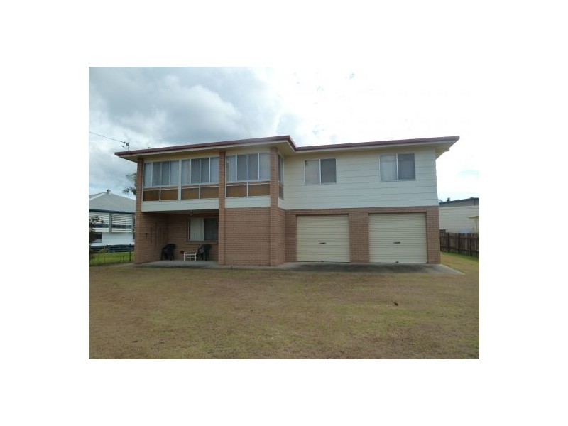 11 Eric Street, Torquay QLD 4655