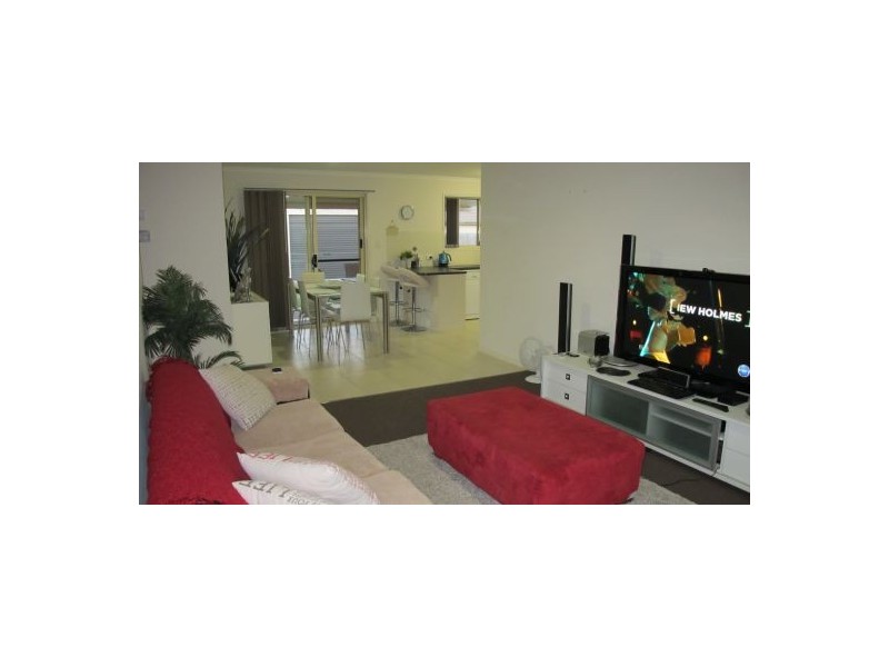 13 Sunny Way, Toogoom QLD 4655