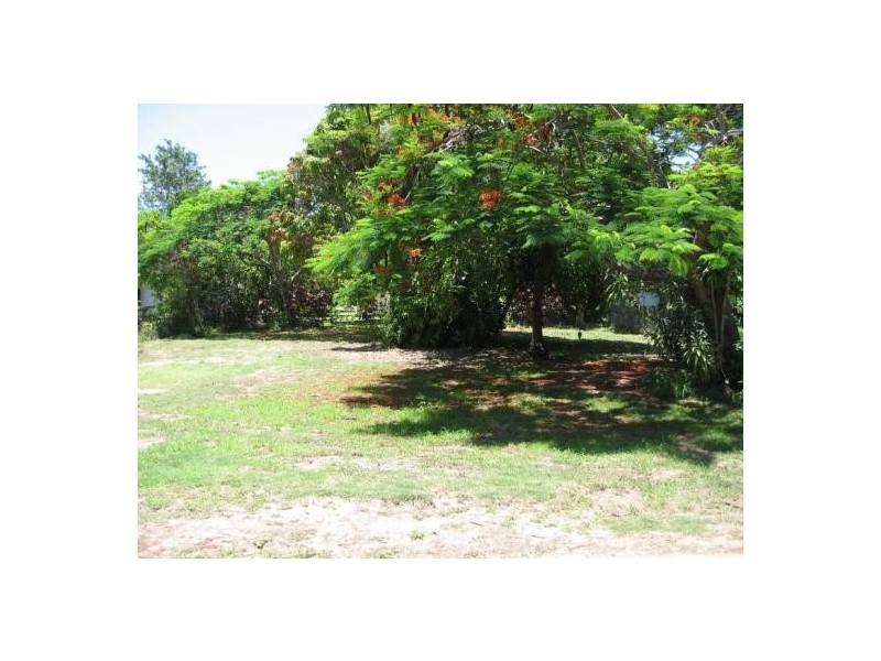 4 King Street, Urangan QLD 4655