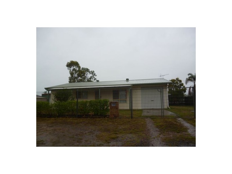 34 Acacia Street, Point Vernon QLD 4655