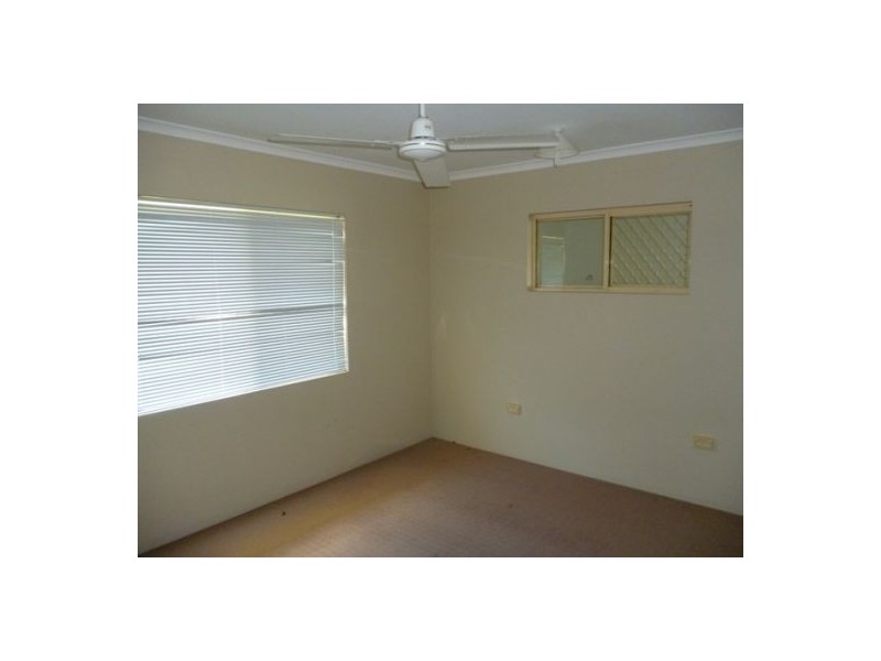 34 Acacia Street, Point Vernon QLD 4655