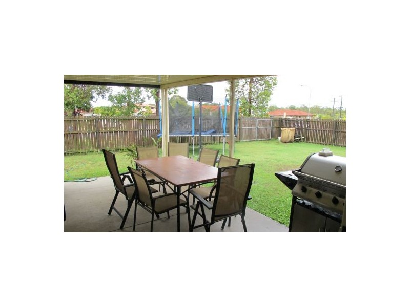 2 Conondale Court, Torquay QLD 4655