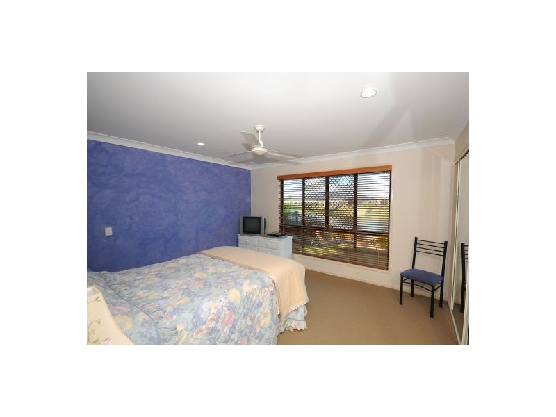 14 Earl St Vincent Circuit, Eli Waters QLD 4655