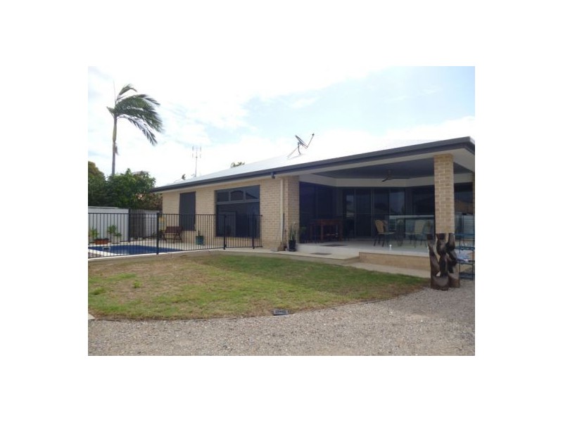 7 Deloraine Street, Urangan QLD 4655