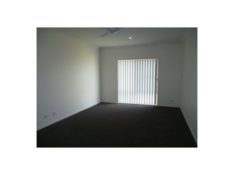 39 Parklands Blvd, Wondunna QLD 4655