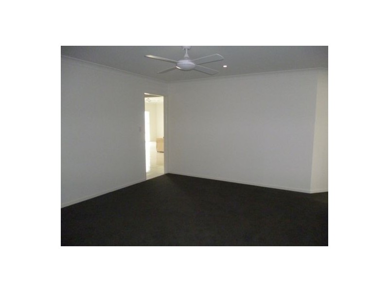 39 Parklands Blvd, Wondunna QLD 4655