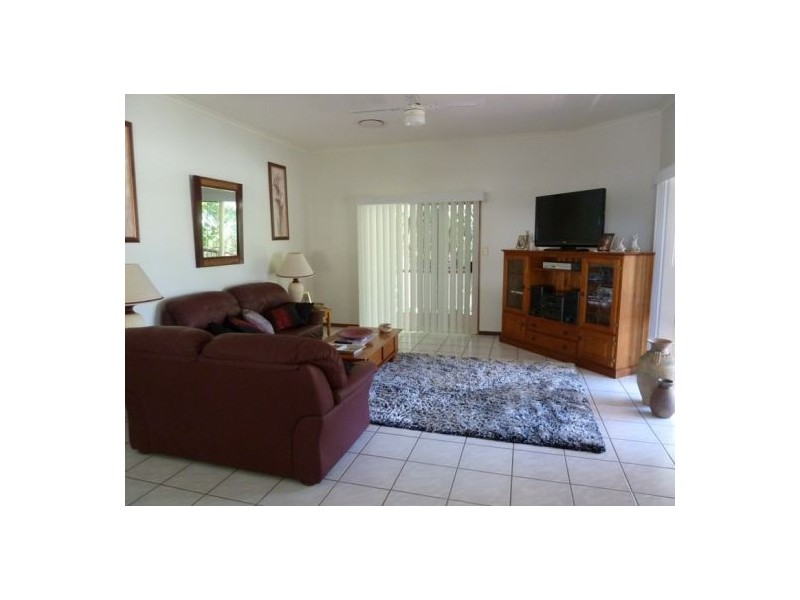 5/414 Boat Harbour Drive, Torquay QLD 4655