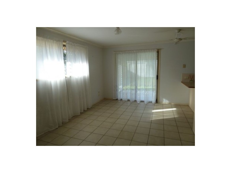 31 Tristania Crescent, Urangan QLD 4655