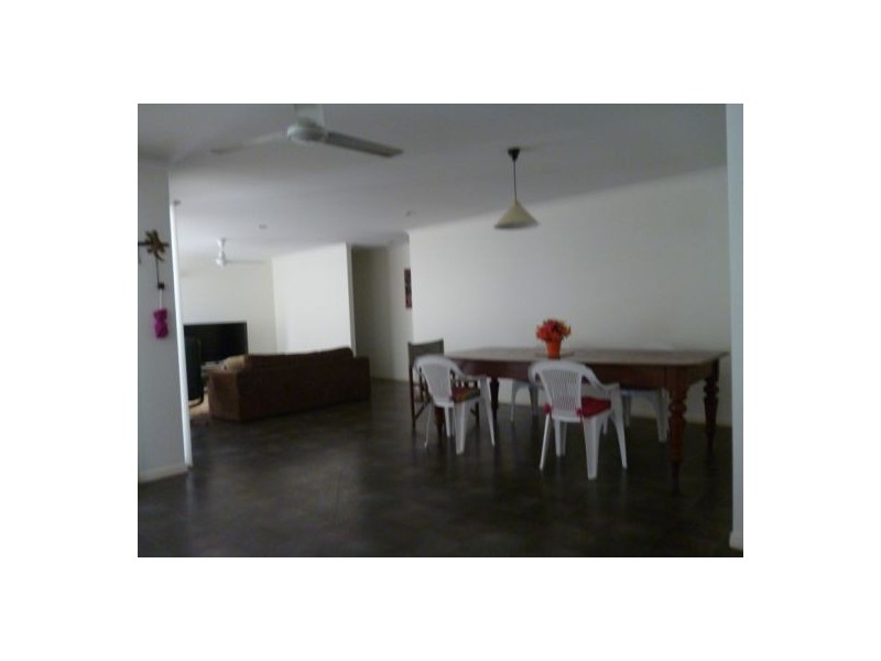 222 Denmans Camp Road, Wondunna QLD 4655