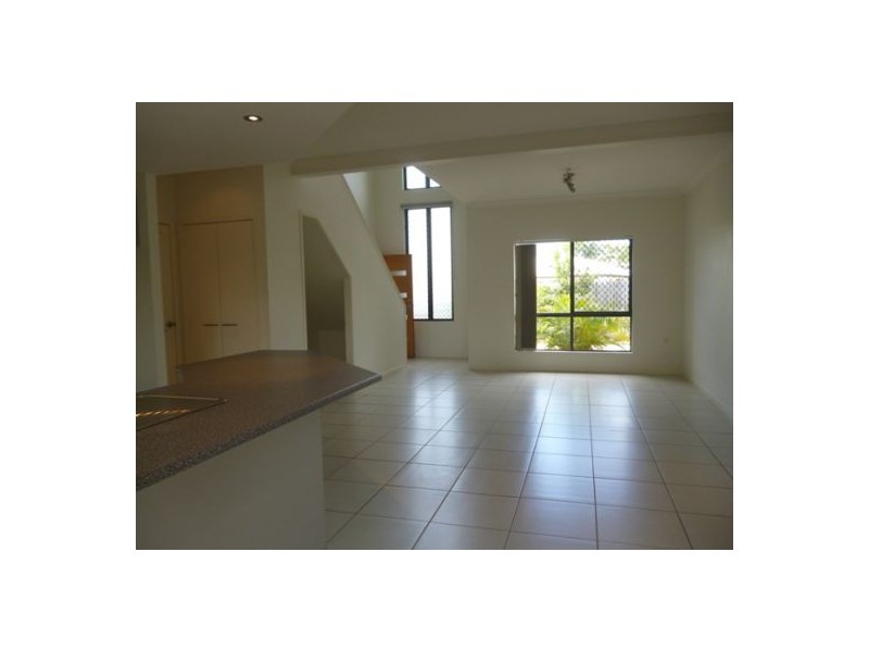 4/115 Torquay Road, Scarness QLD 4655