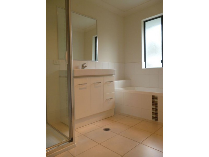 4/115 Torquay Road, Scarness QLD 4655