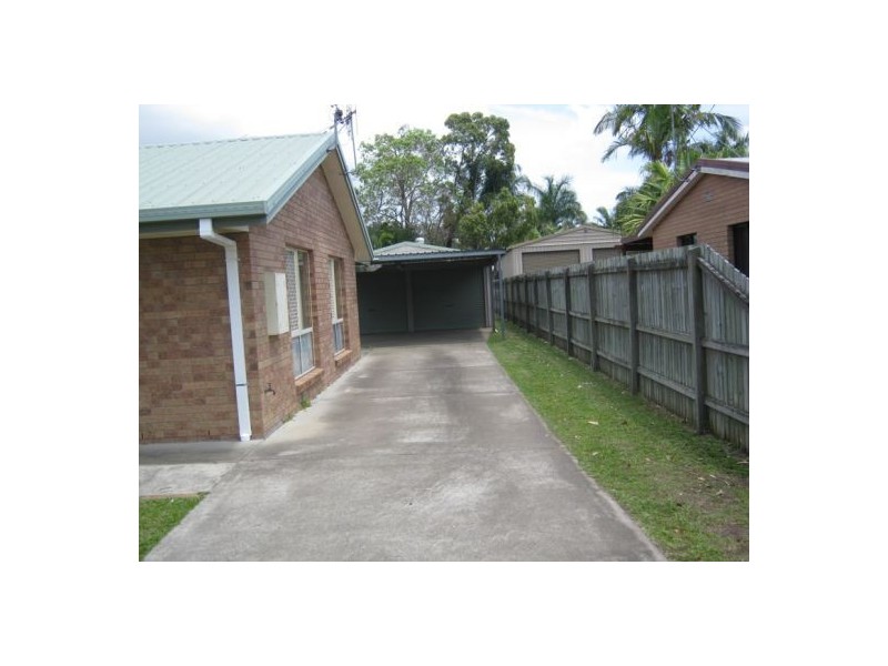 17 Grevillea Street, Kawungan QLD 4655