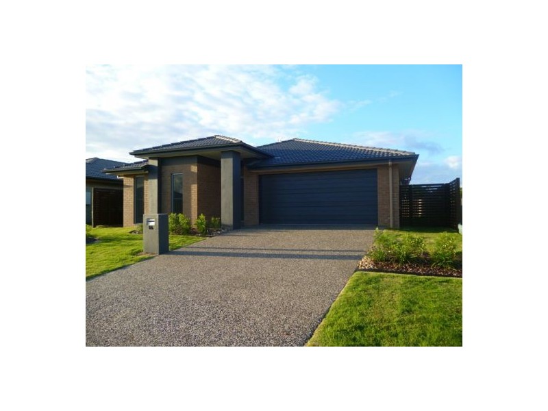 16 Oxley Circuit, Urraween QLD 4655