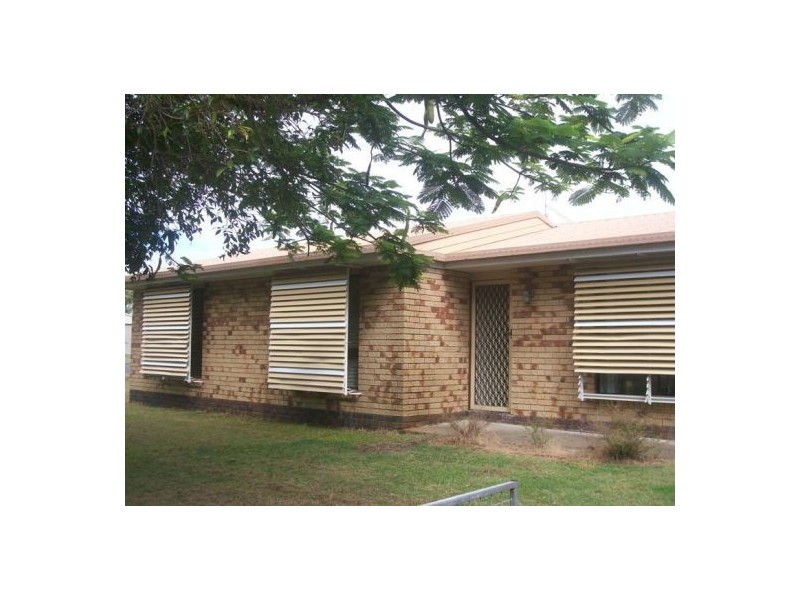 83 Pulgul Street, Urangan QLD 4655