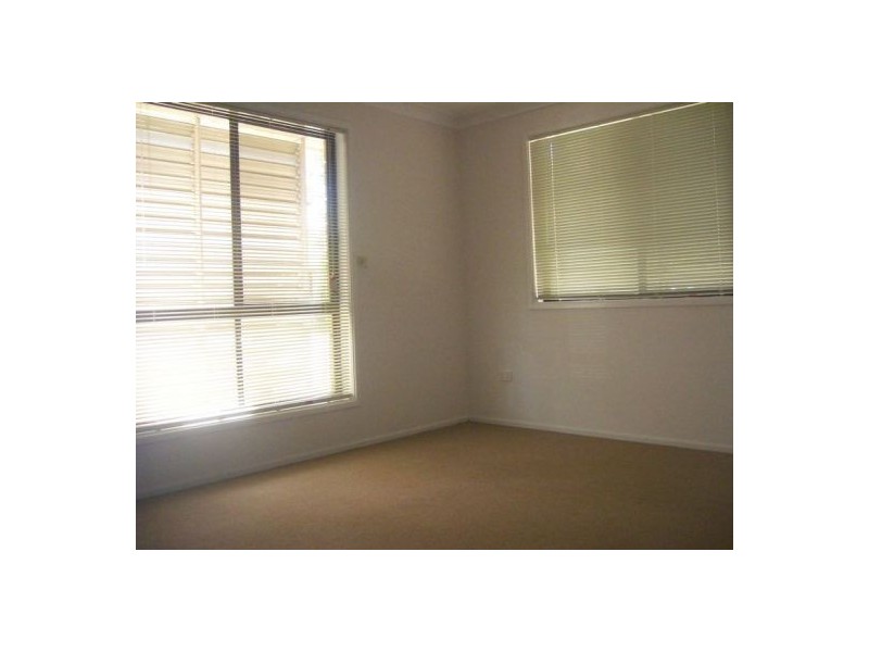 83 Pulgul Street, Urangan QLD 4655