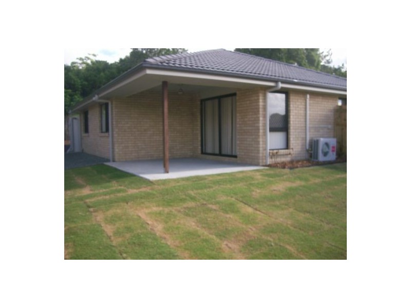 13 Zac, Urraween QLD 4655